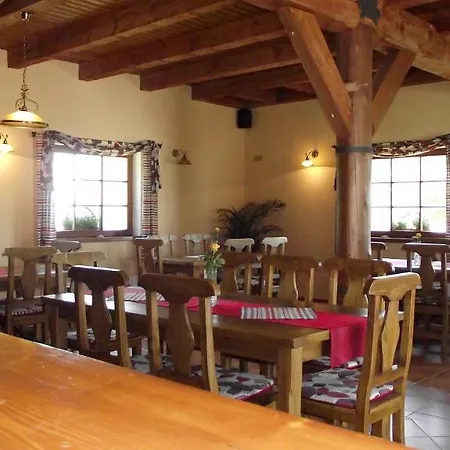 Restaurace Na Vyhledech Πανσιόν Hazlov